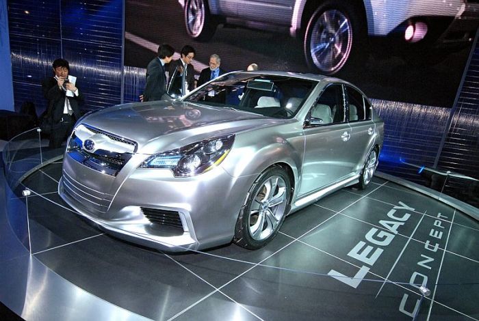 Subaru представила прообраз Legacy следующего поколения