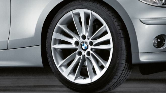 Легкосплавные диски: разновидности и особенности