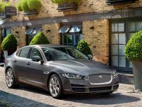 Jaguar XE станет полноприводным