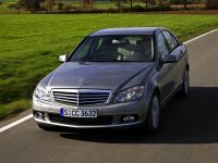 С января в России можно будет заказать Mercedes-Benz C 350e