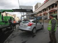 Эвакуаторы в Москве не будут увозить машины на глазах у водителей
