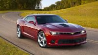 Chevrolet испытывает новый Camaro на трассе Нюрбургринг