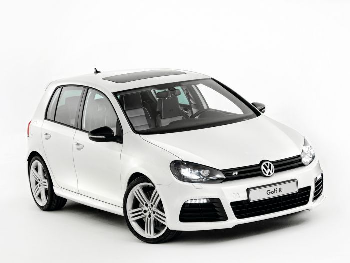 Volkswagen представил сверхмощный концепткар Golf R