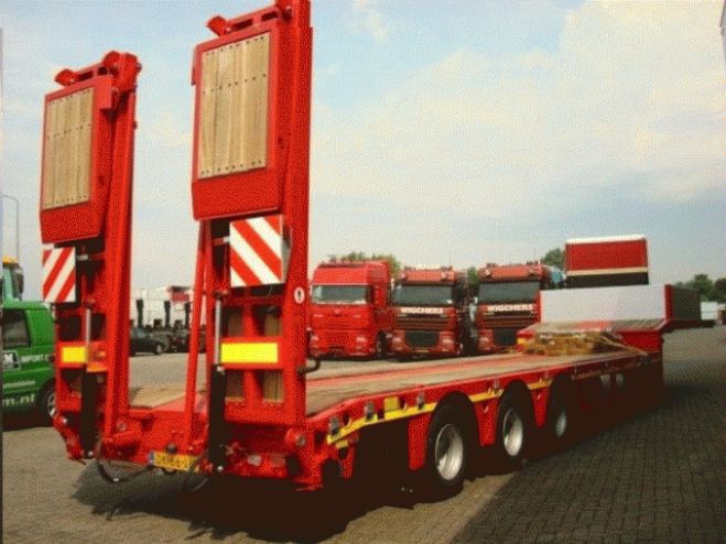 Kassbohrer представил новые низкорамные полуприцепы